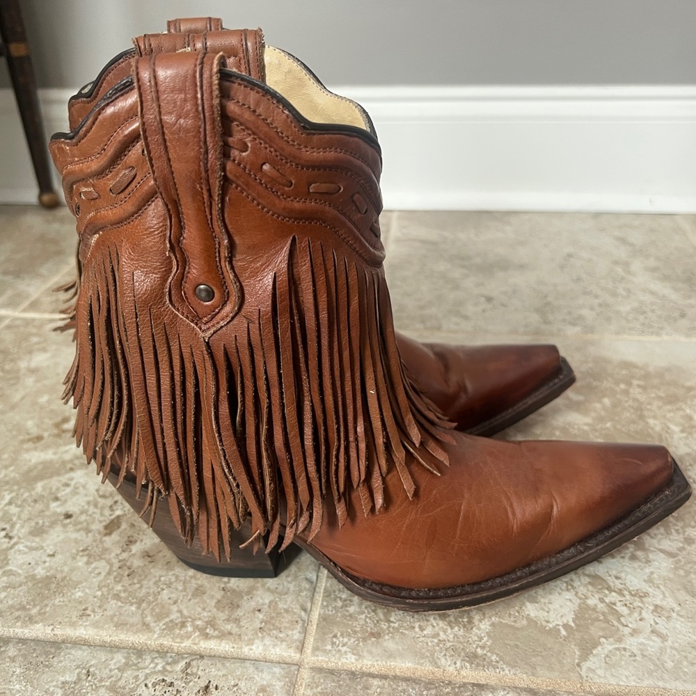 Corral Brown Fringe Leather Western Boots
